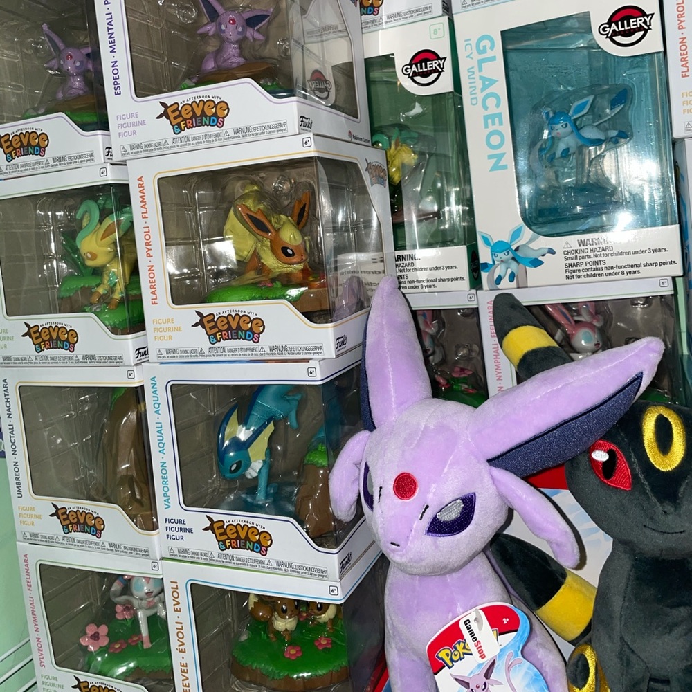 Pokémon Mystery Box! - Picture 7 of 12